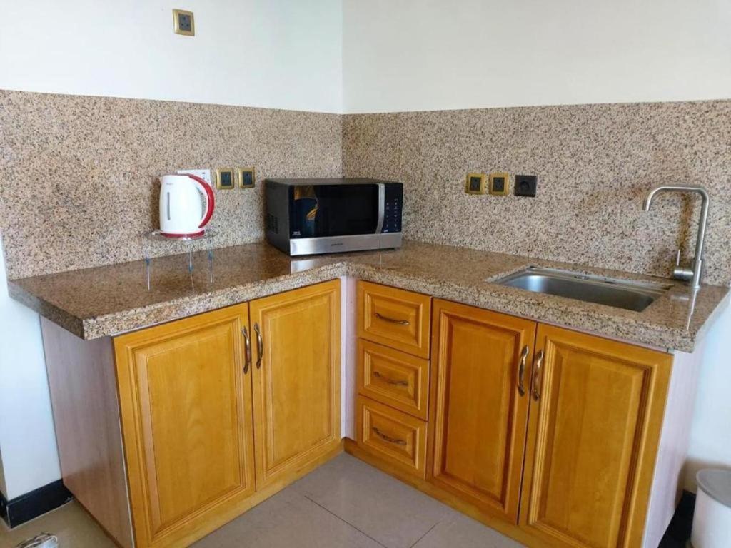 Pereybere Apartment With Breakfast And Private Balcony Pereybere Beach Exterior foto