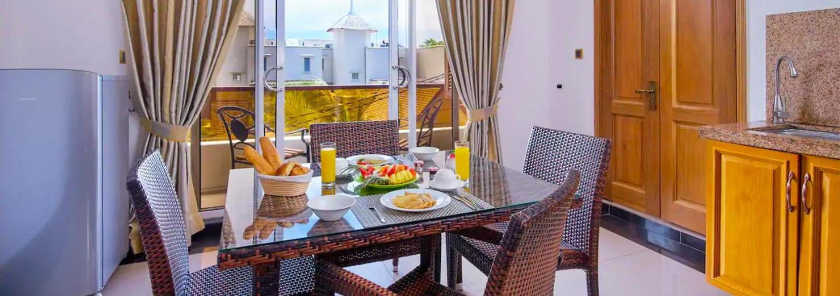 Pereybere Apartment With Breakfast And Private Balcony Pereybere Beach Exterior foto